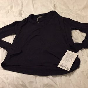 Women’s long sleeve workout top
